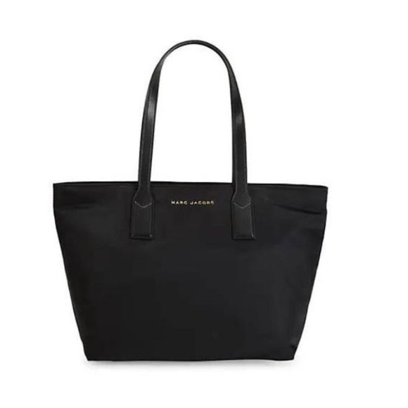 Marc Jacobs Handbags - Marc Jacobs Wingman Tote EUC
